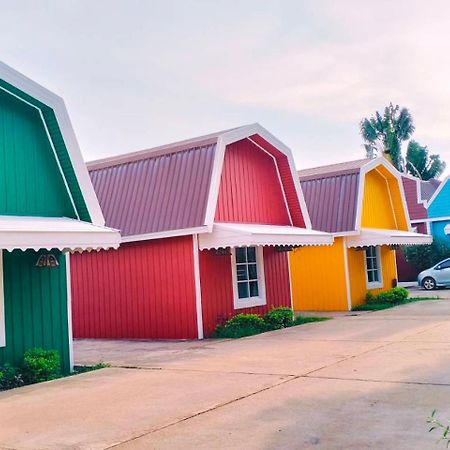 Color Ville Hotel Sha Certified Sakon Nakhon Zewnętrze zdjęcie